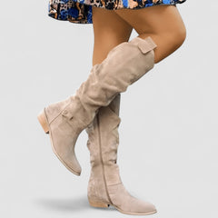 Charlotte boots in Beige