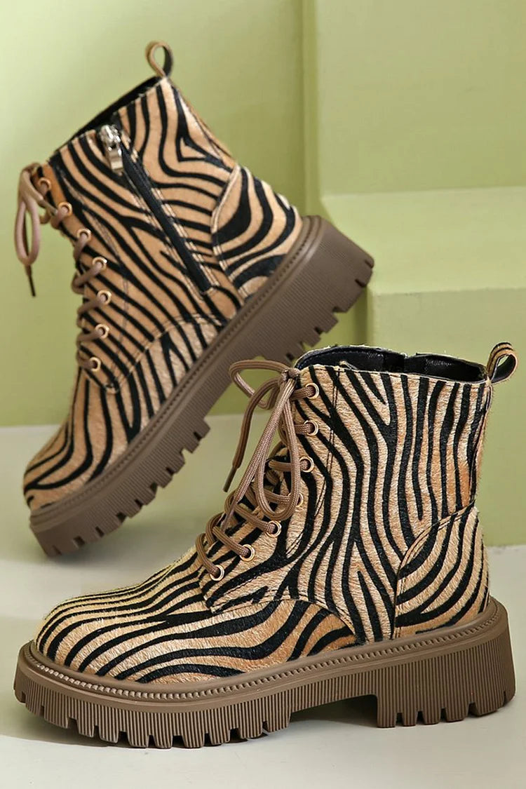 Lorraine™ | Comfortable Zebra Print