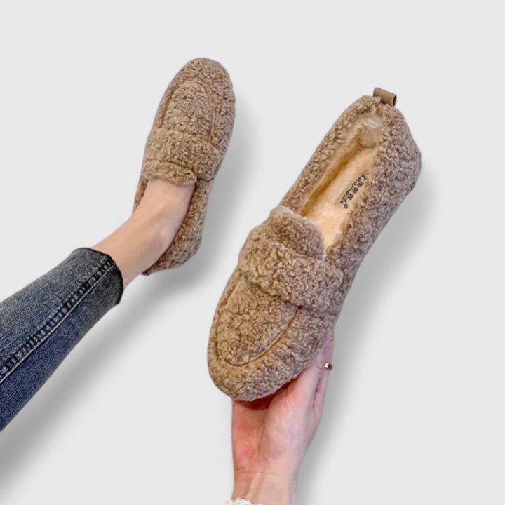 Solenne | Cozy house slippers with an elegant design