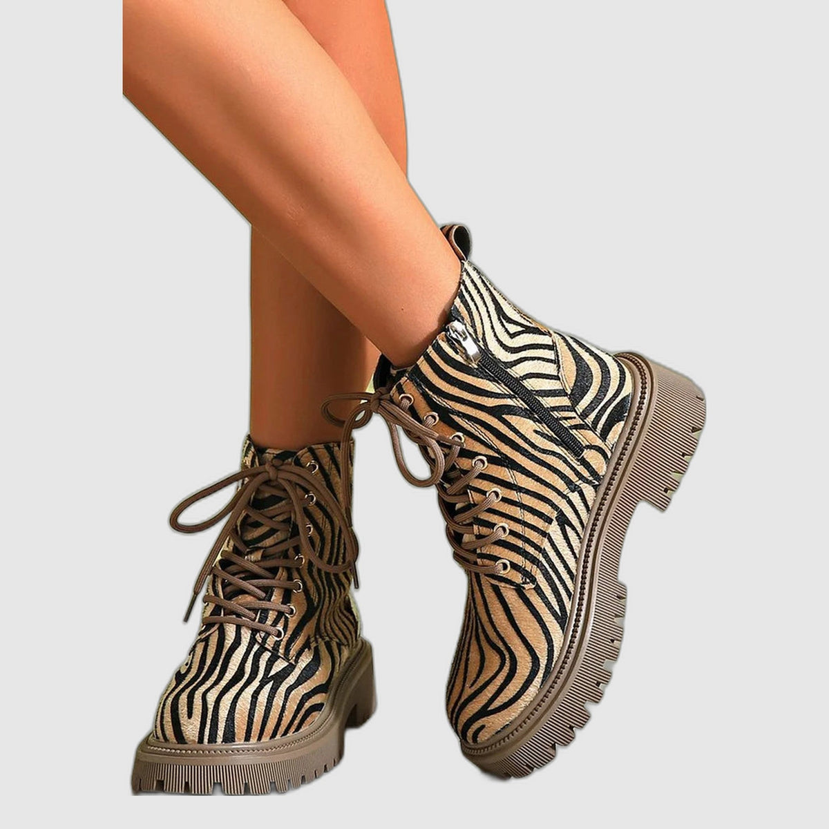 Lorraine™ | Comfortable Zebra Print